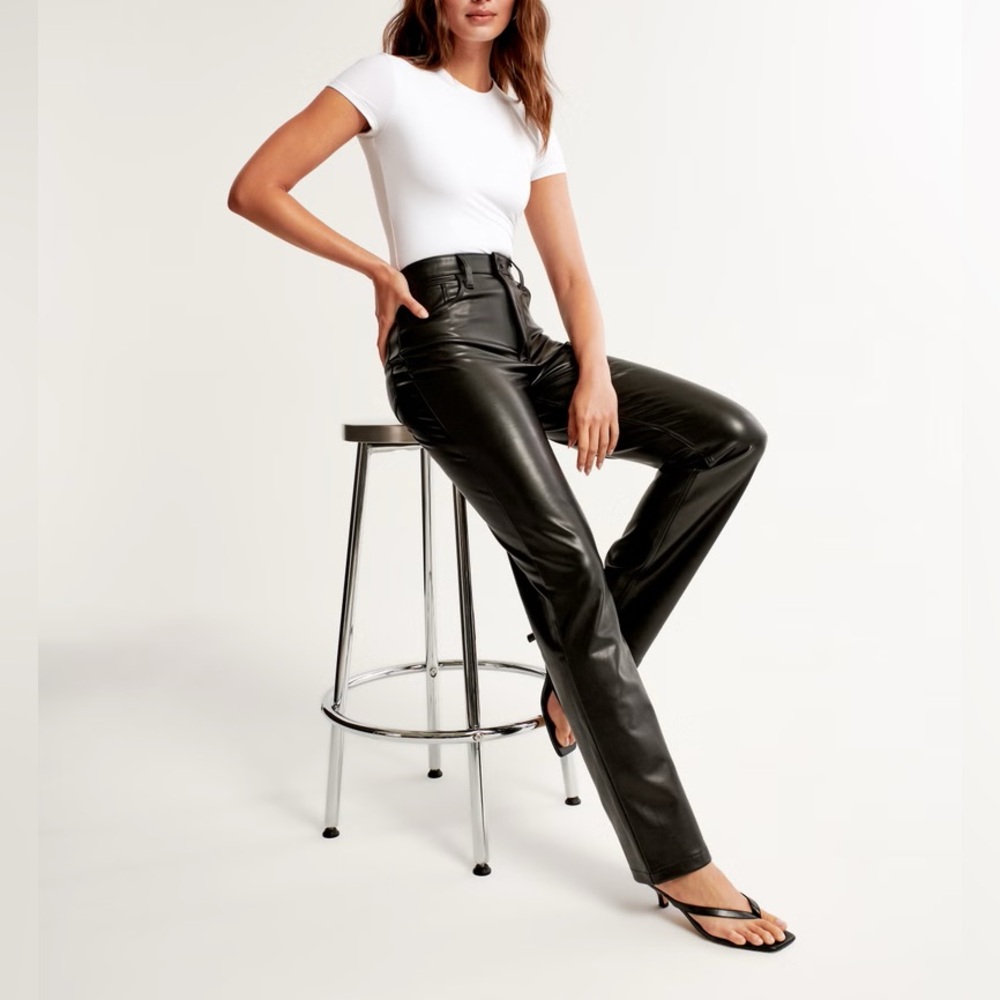 Abercrombie & Fitch Vegan Leather 90s Straight Pant